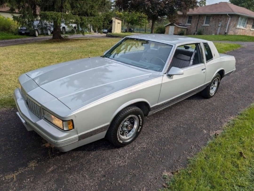 1987 Chevrolet Monte Carlo Luxury Sport - Image 13