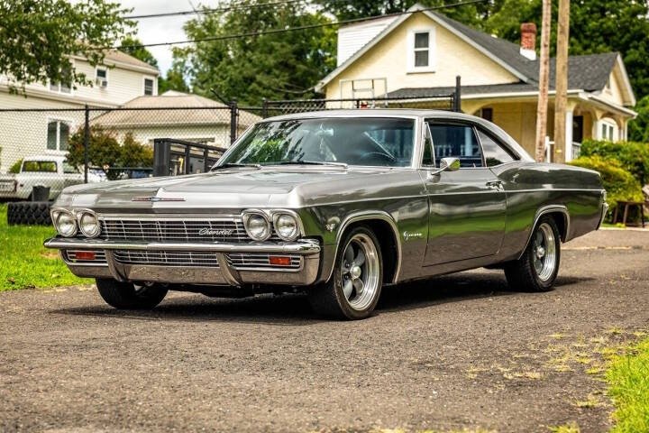 1965 Chevrolet Impala - Image 7