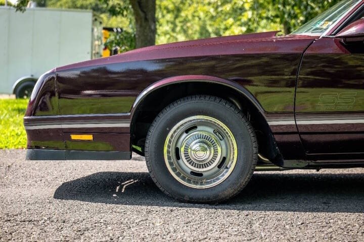 1987 Chevrolet Monte Carlo - Image 8