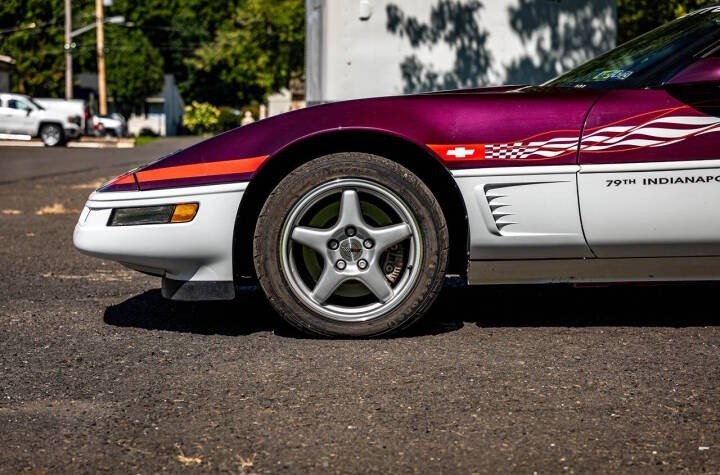 1995 Chevrolet Corvette - Image 9