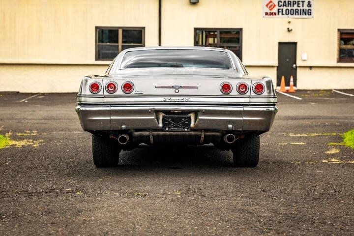 1965 Chevrolet Impala - Image 14