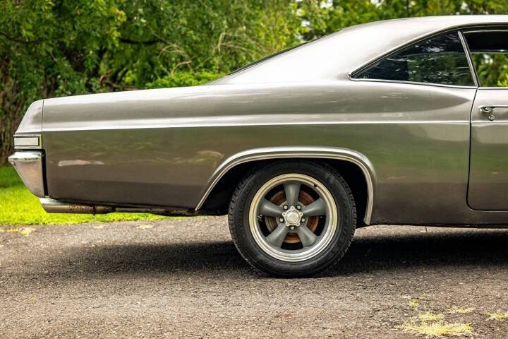 1965 Chevrolet Impala - Image 17