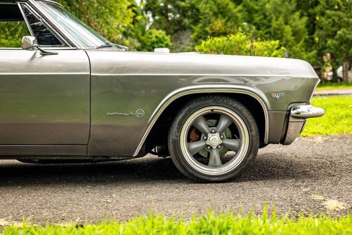 1965 Chevrolet Impala - Image 19