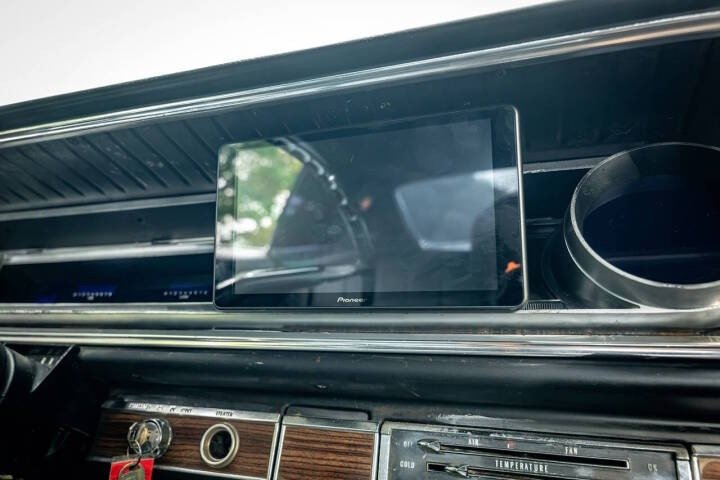 1965 Chevrolet Impala - Image 35
